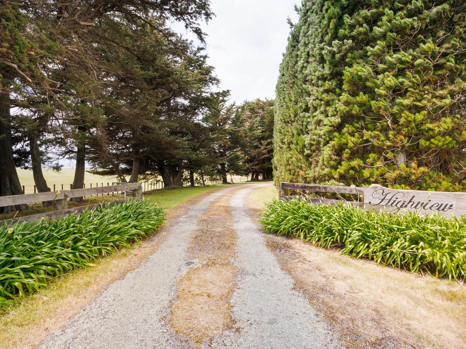 852 Penny Road, Awahuri