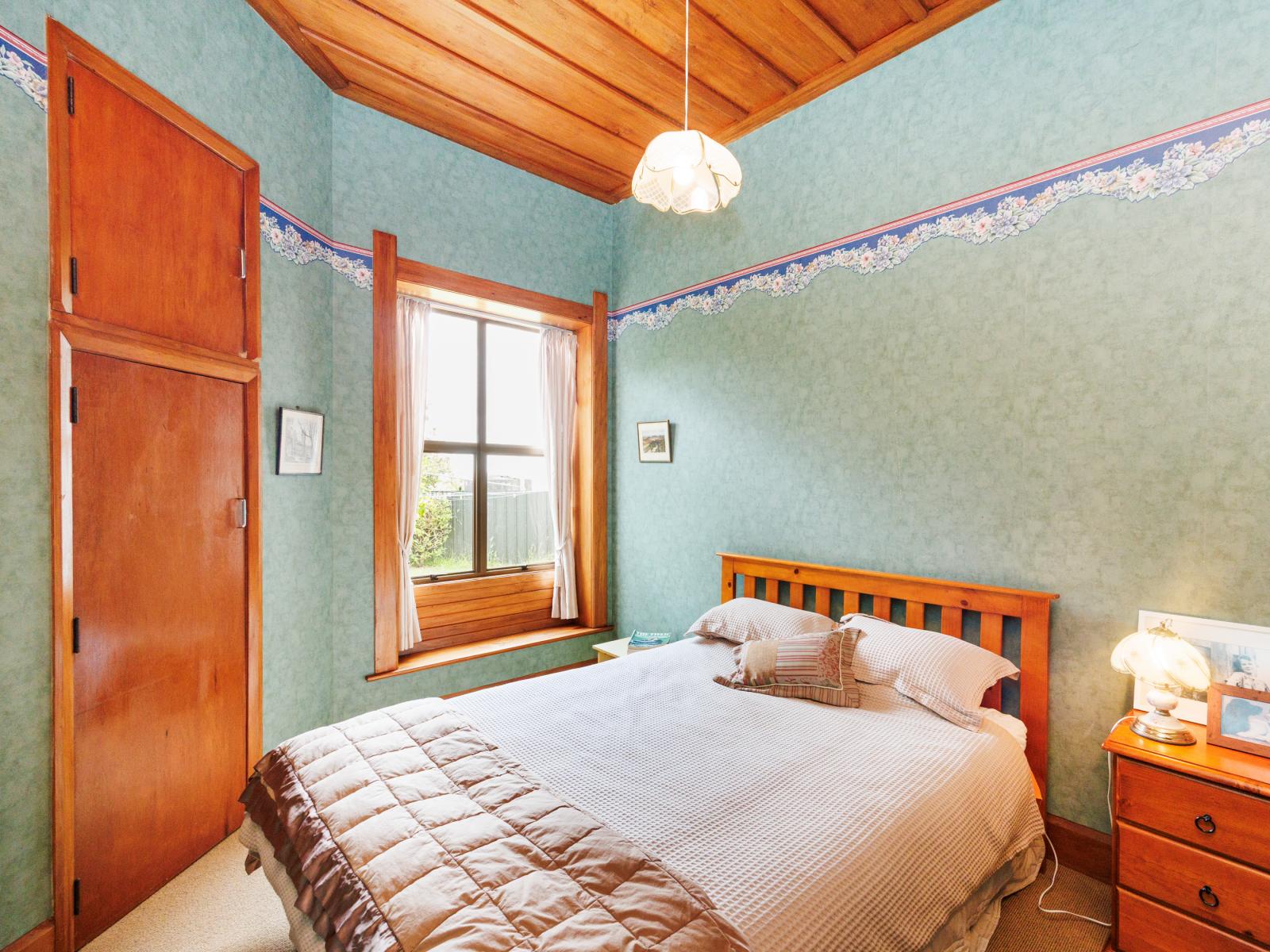 852 Penny Road, Awahuri