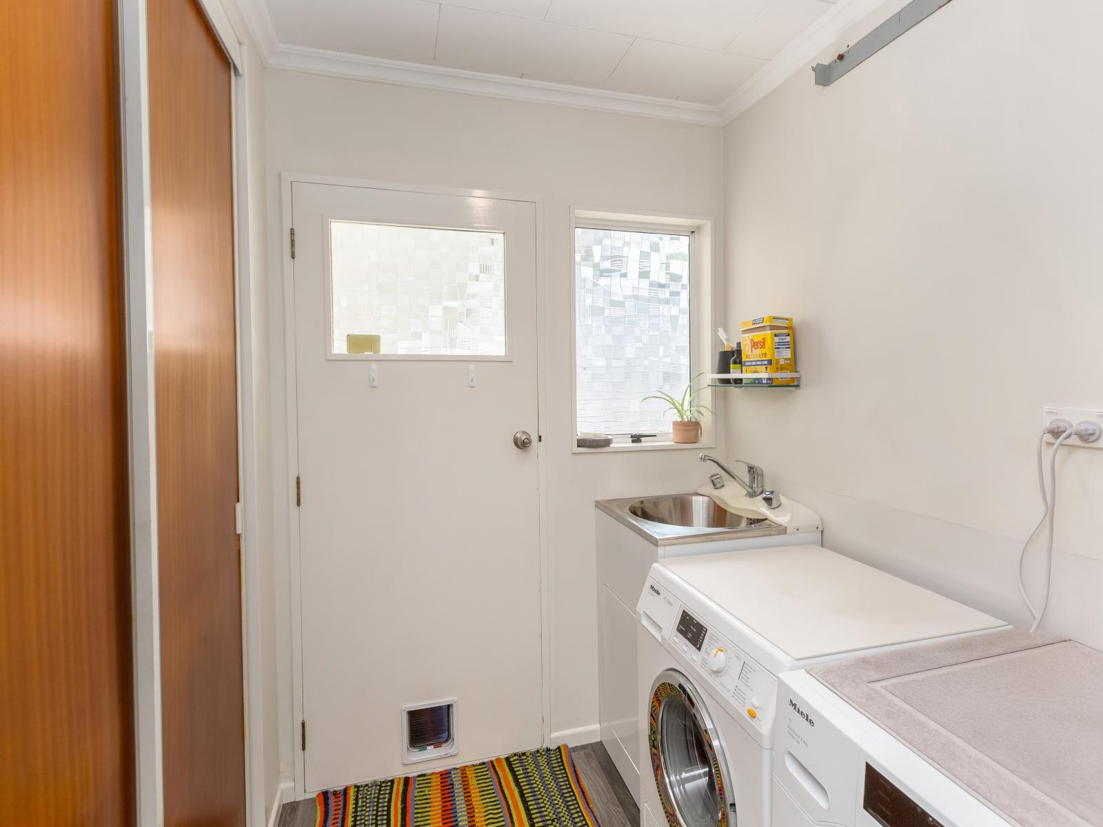 100 East Street, Greytown