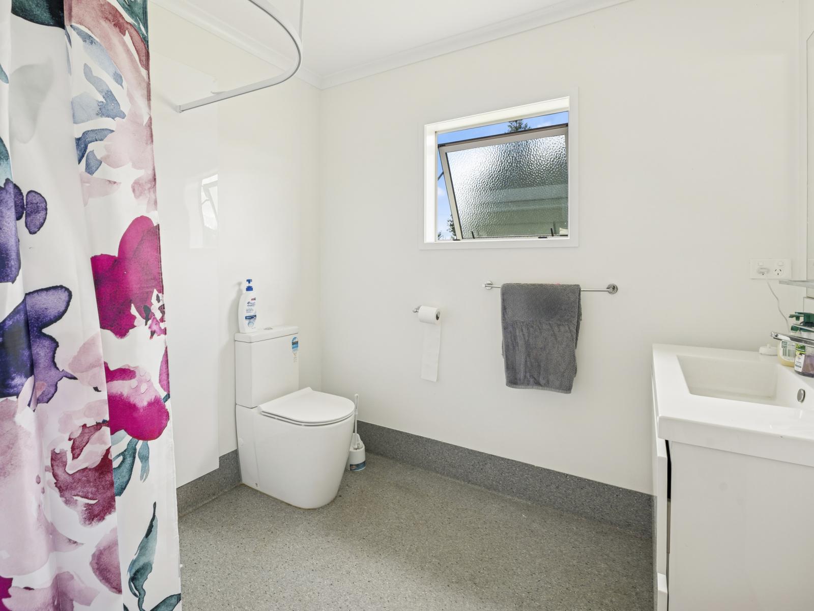 2 Cookson Road, Tikitere