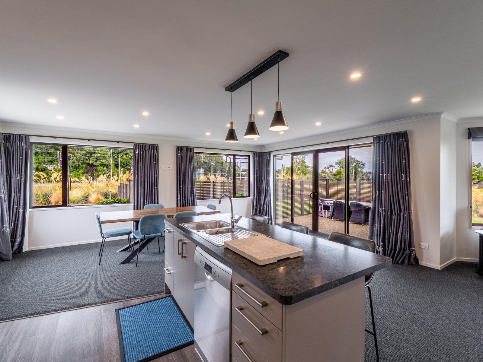 33 Marama Avenue South, Otatara