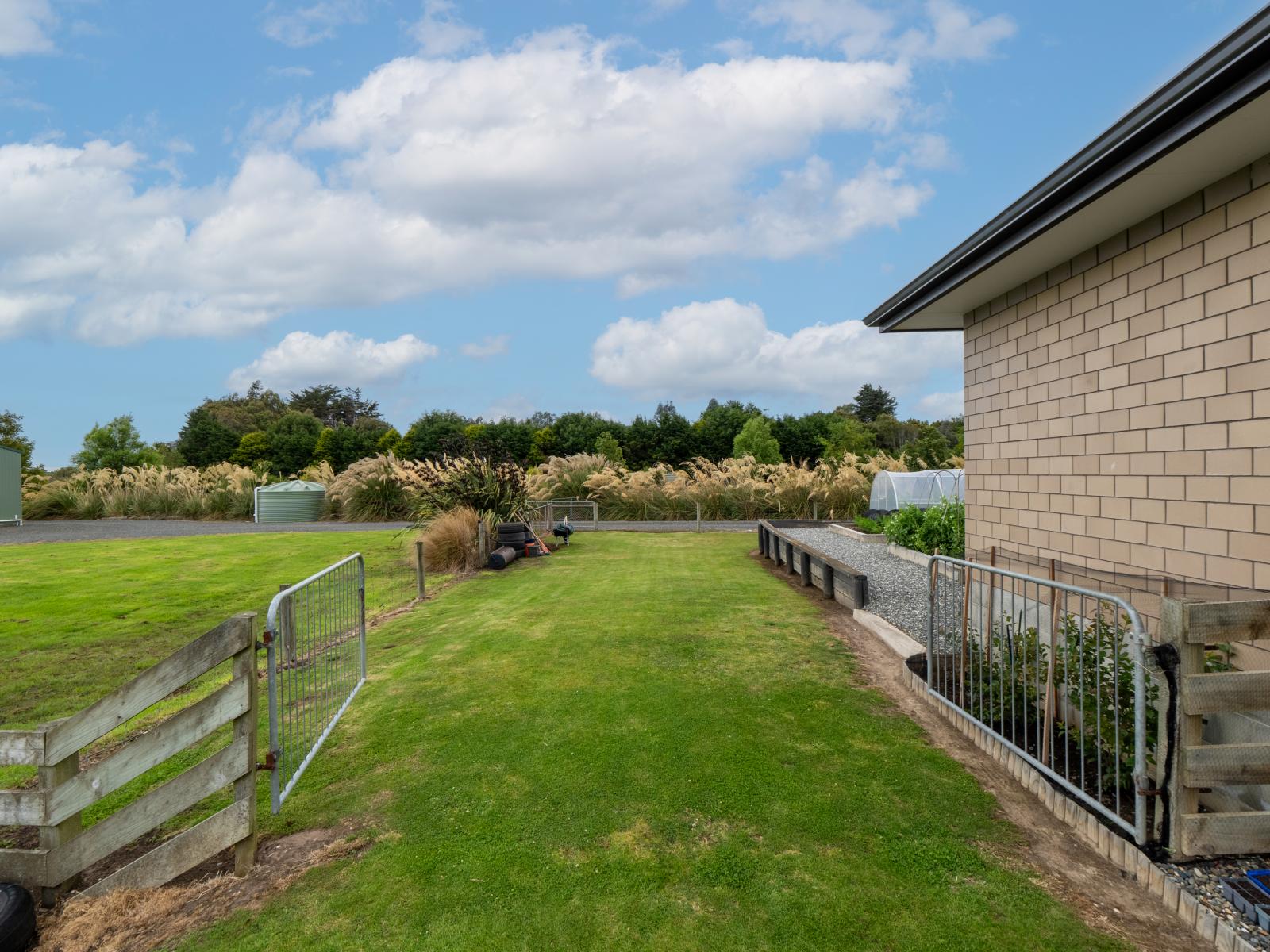 33 Marama Avenue South, Otatara