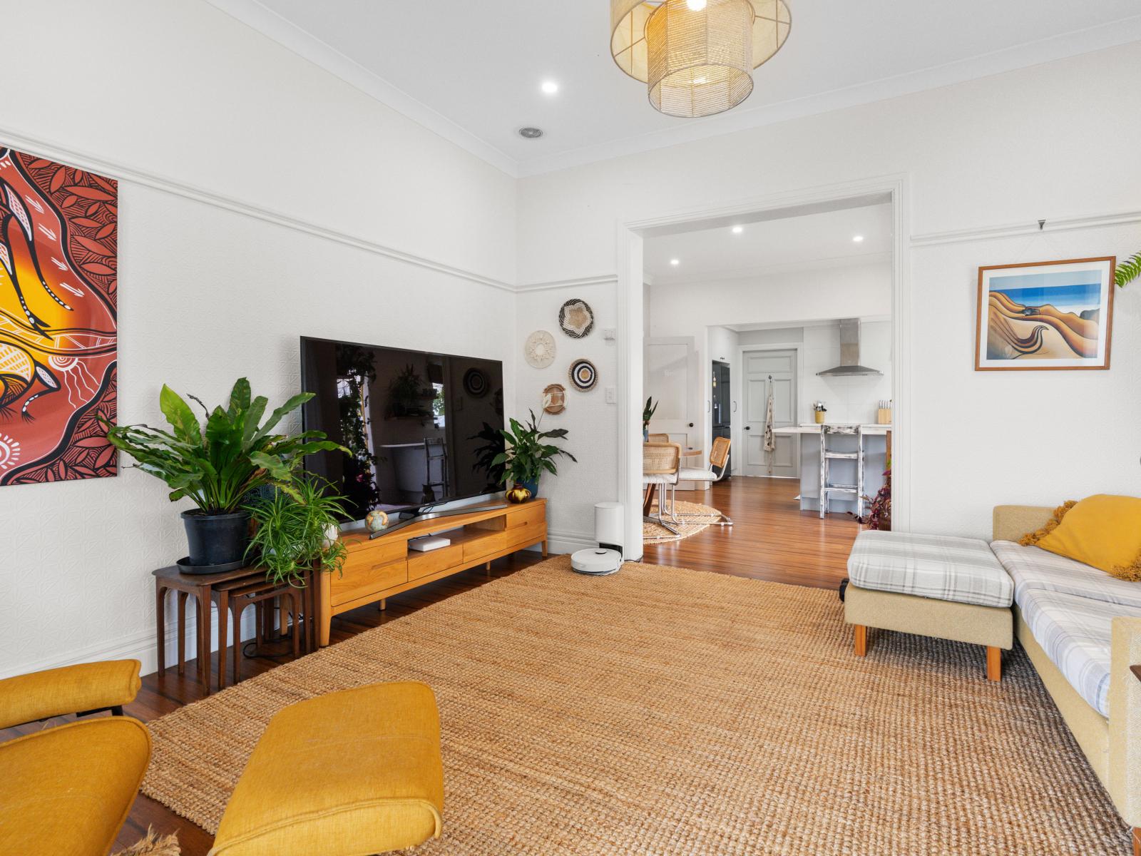 37 Kiharoa Street, Otaki Beach