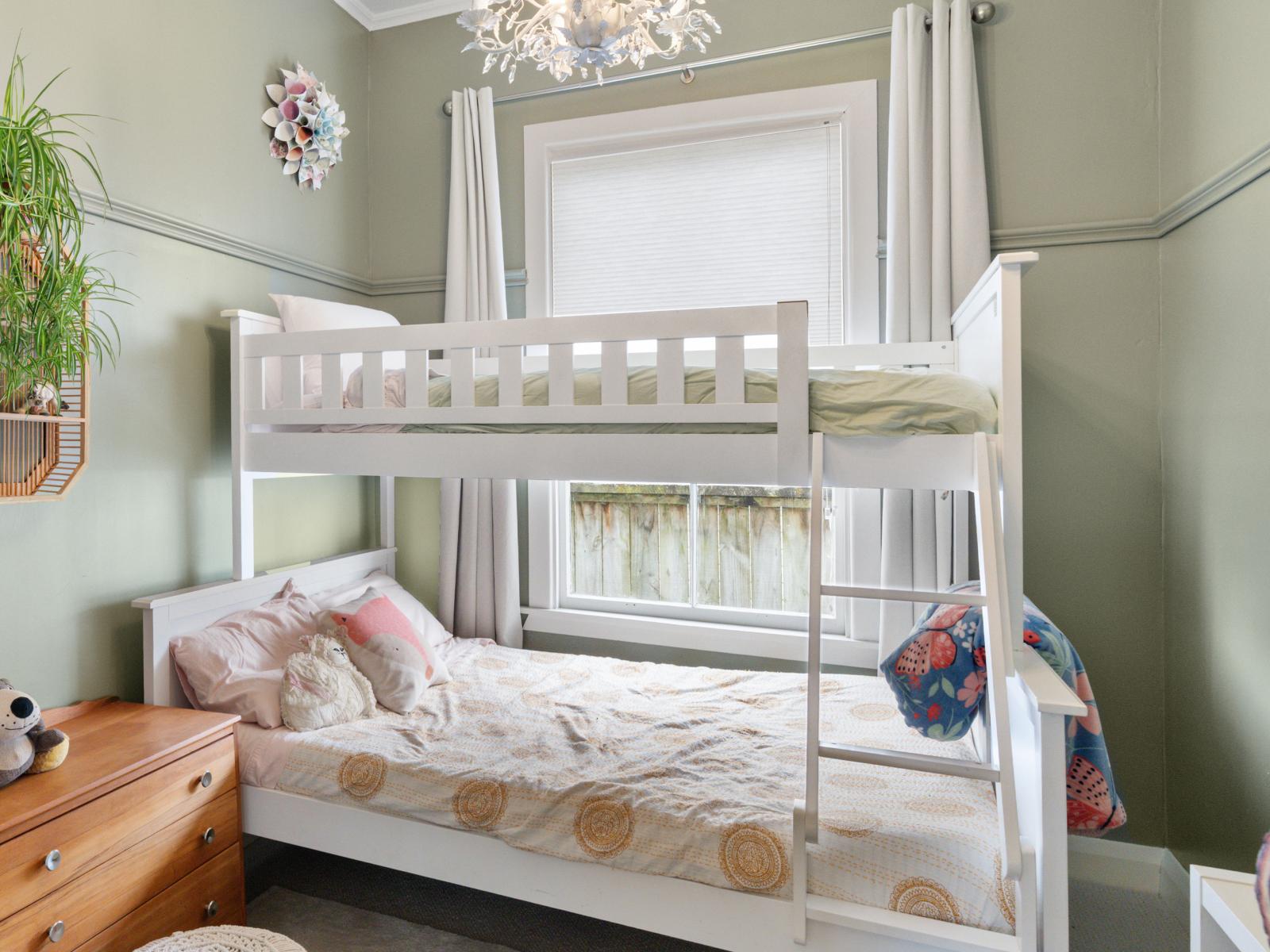 37 Kiharoa Street, Otaki Beach