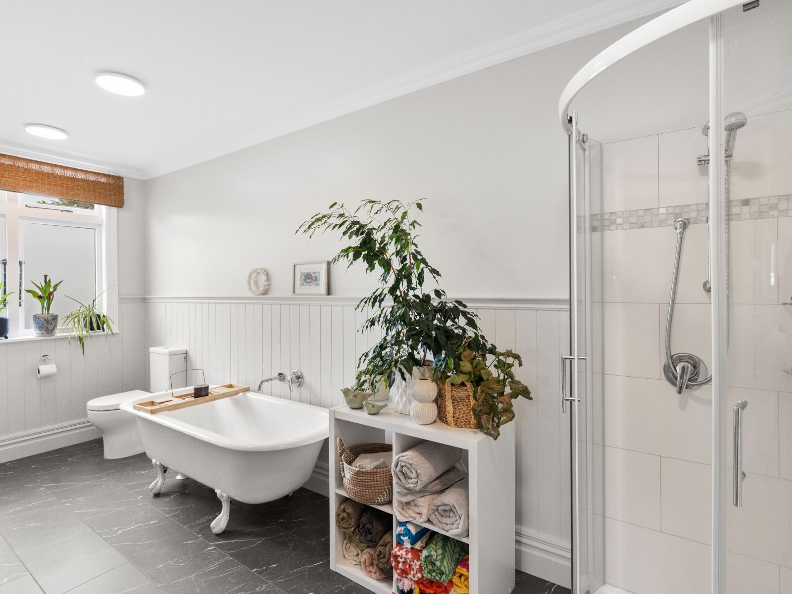 37 Kiharoa Street, Otaki Beach