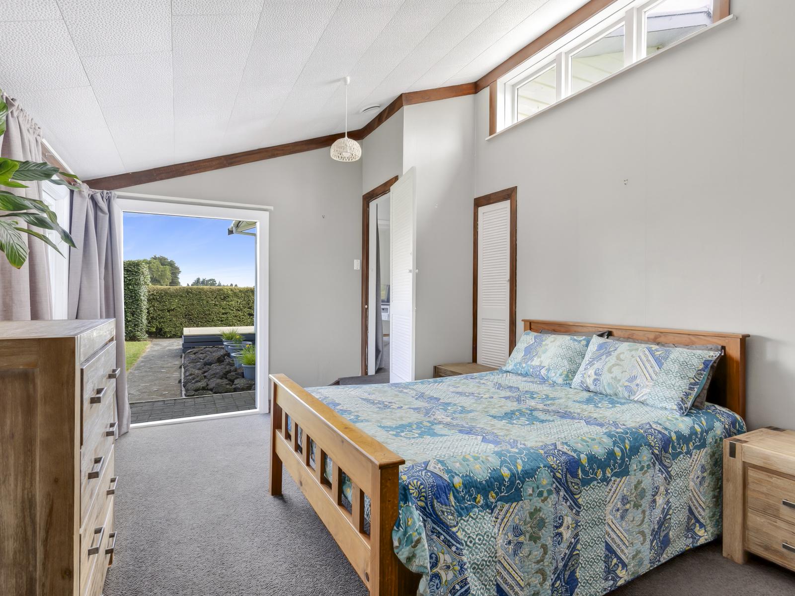 574 Victoria Road, Cambridge