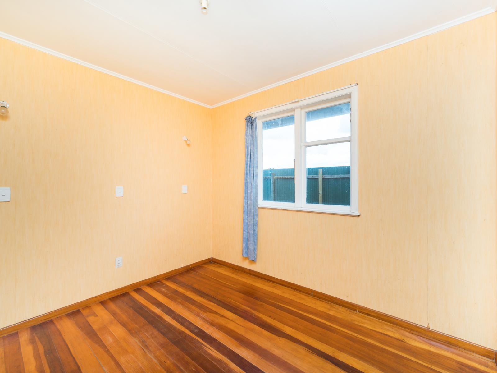 10 Somerset Crescent, Highbury