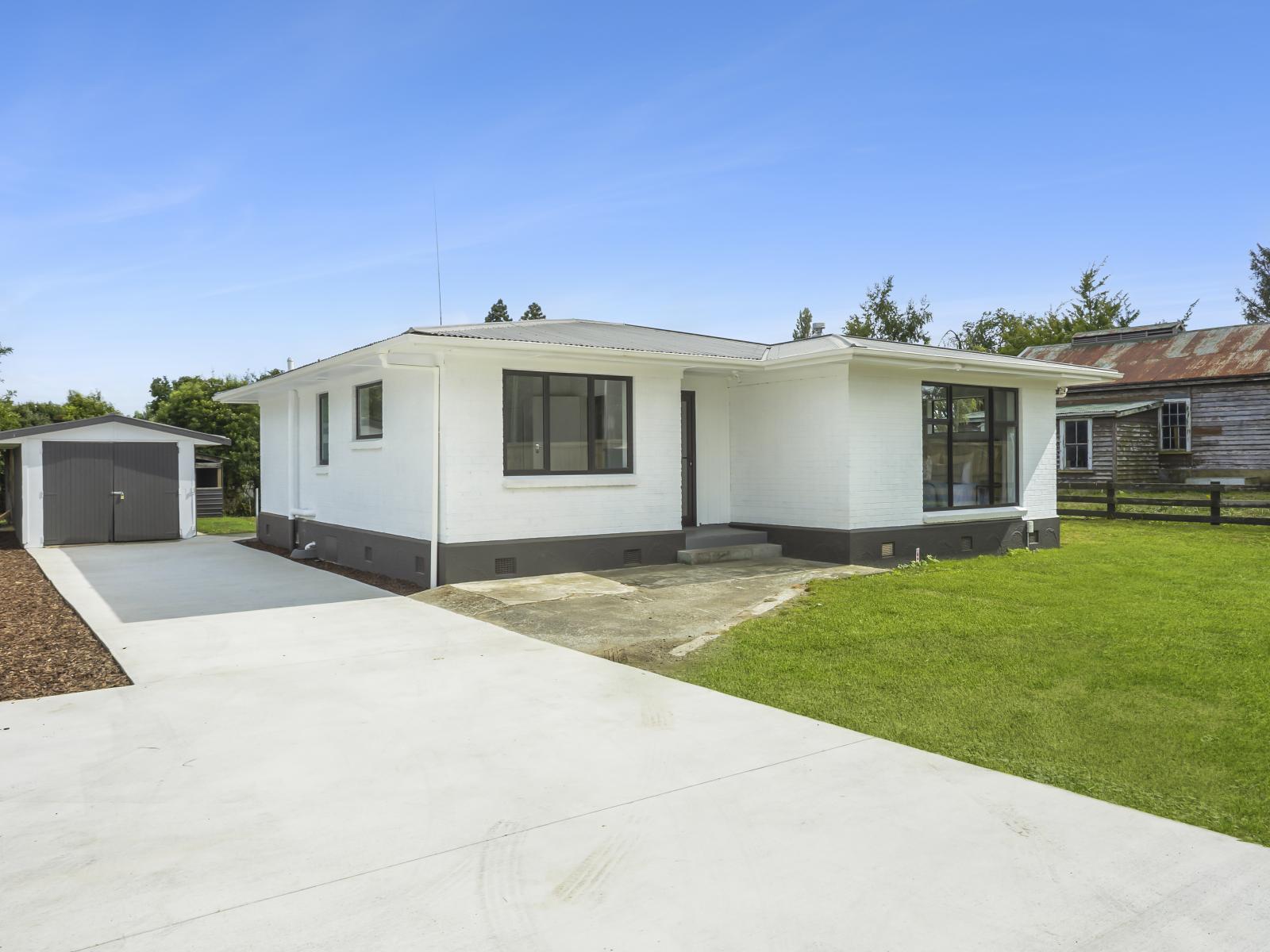 3639 Cambridge Road, Cambridge