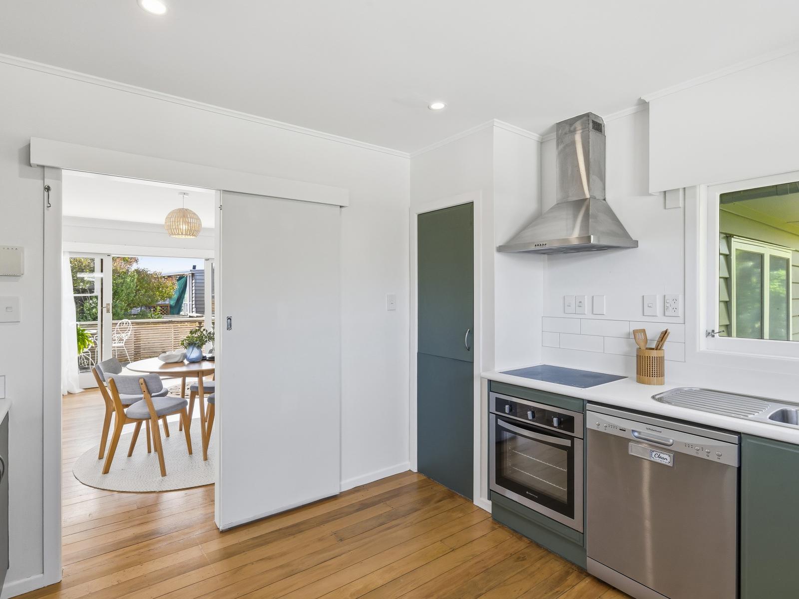 7 Whyte Street, Paraparaumu Beach