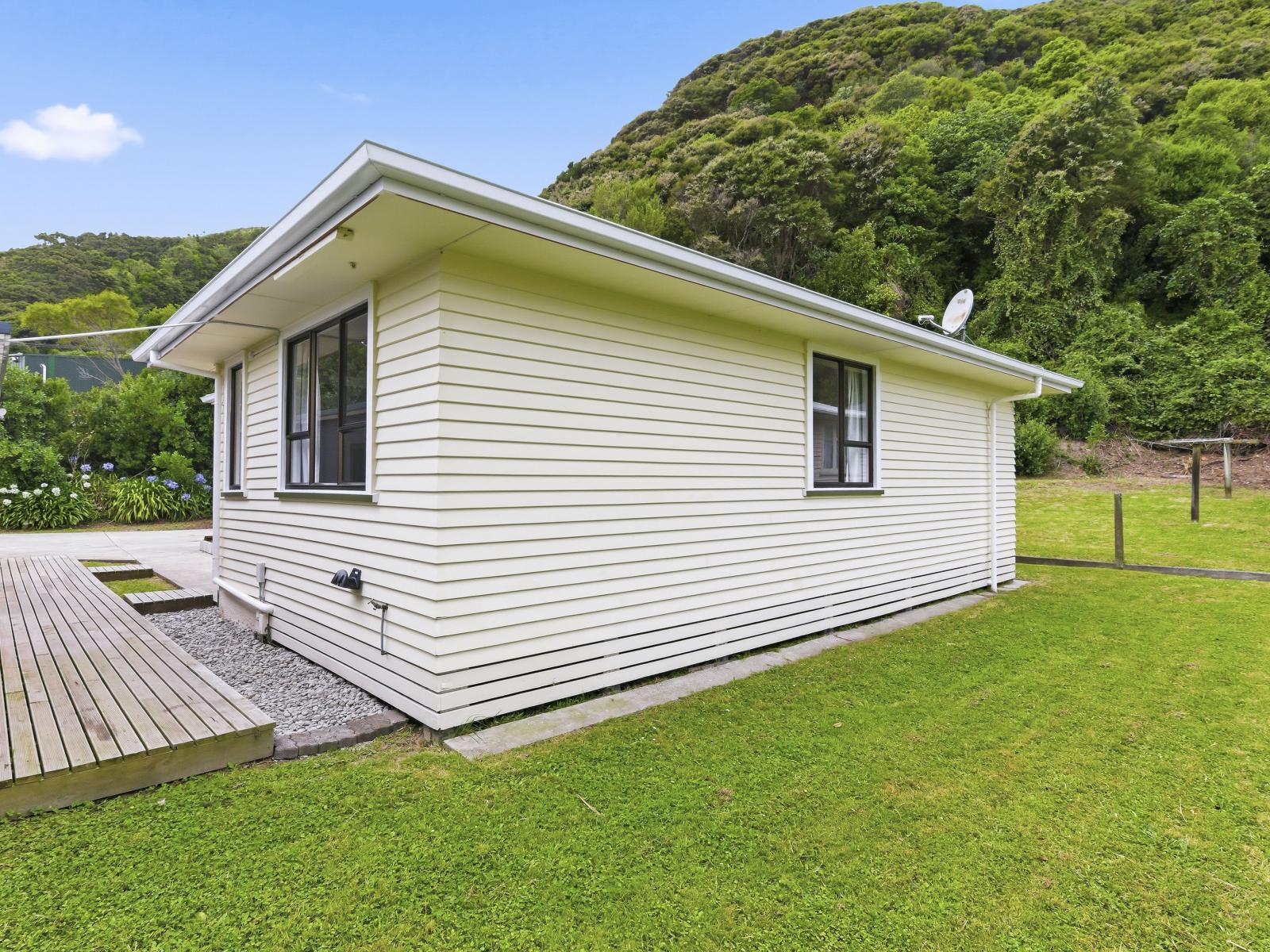 52 Ruahine Street, Paraparaumu