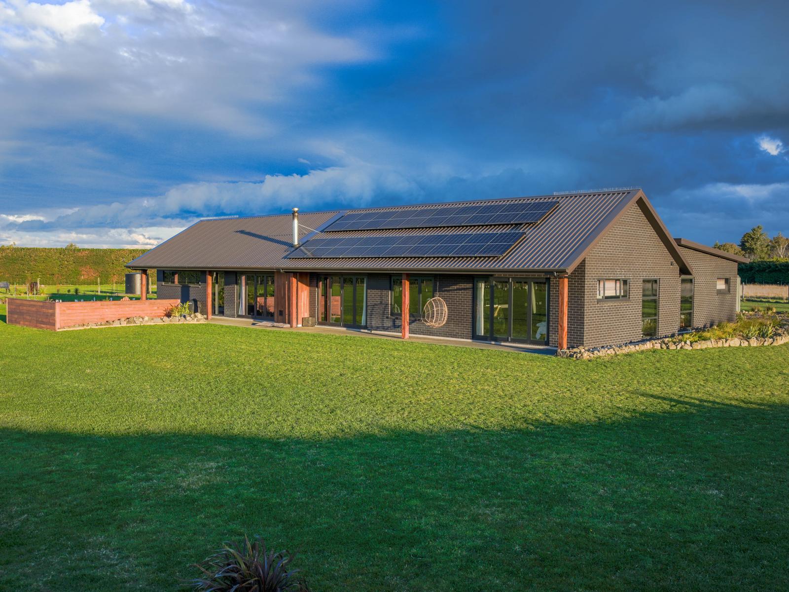 243 Burnt Hill Road, Oxford