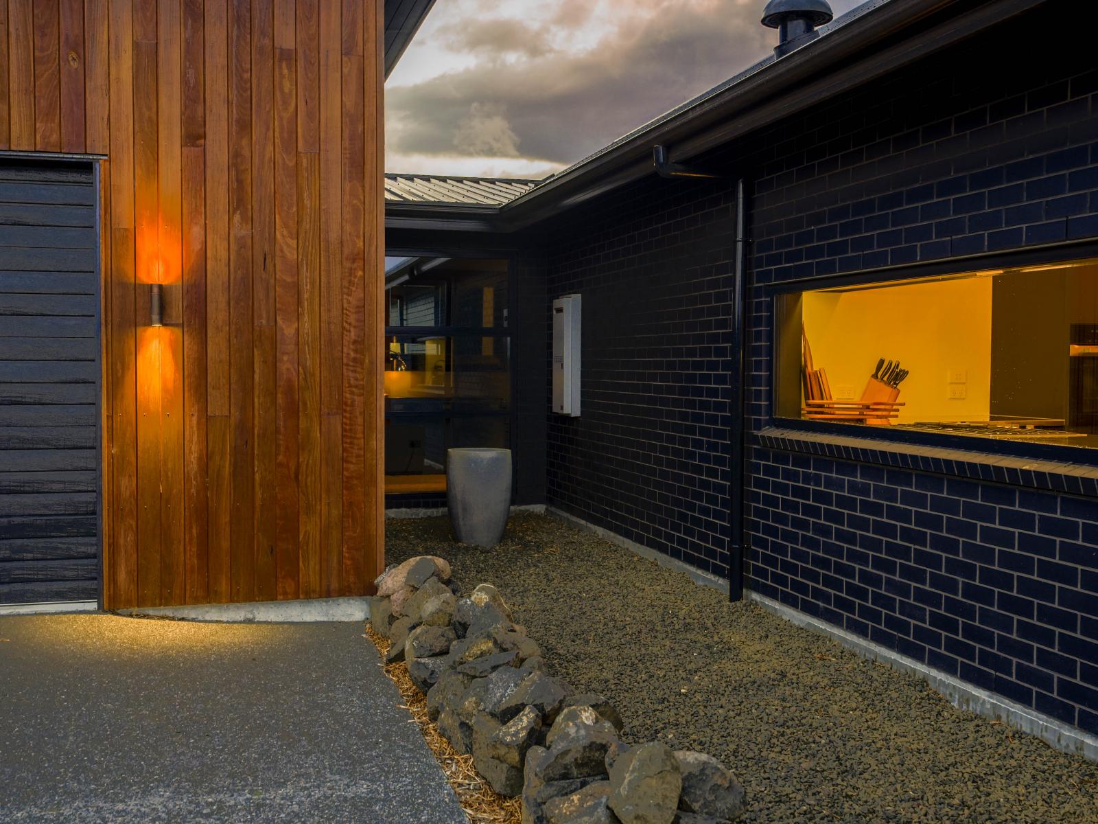 243 Burnt Hill Road, Oxford