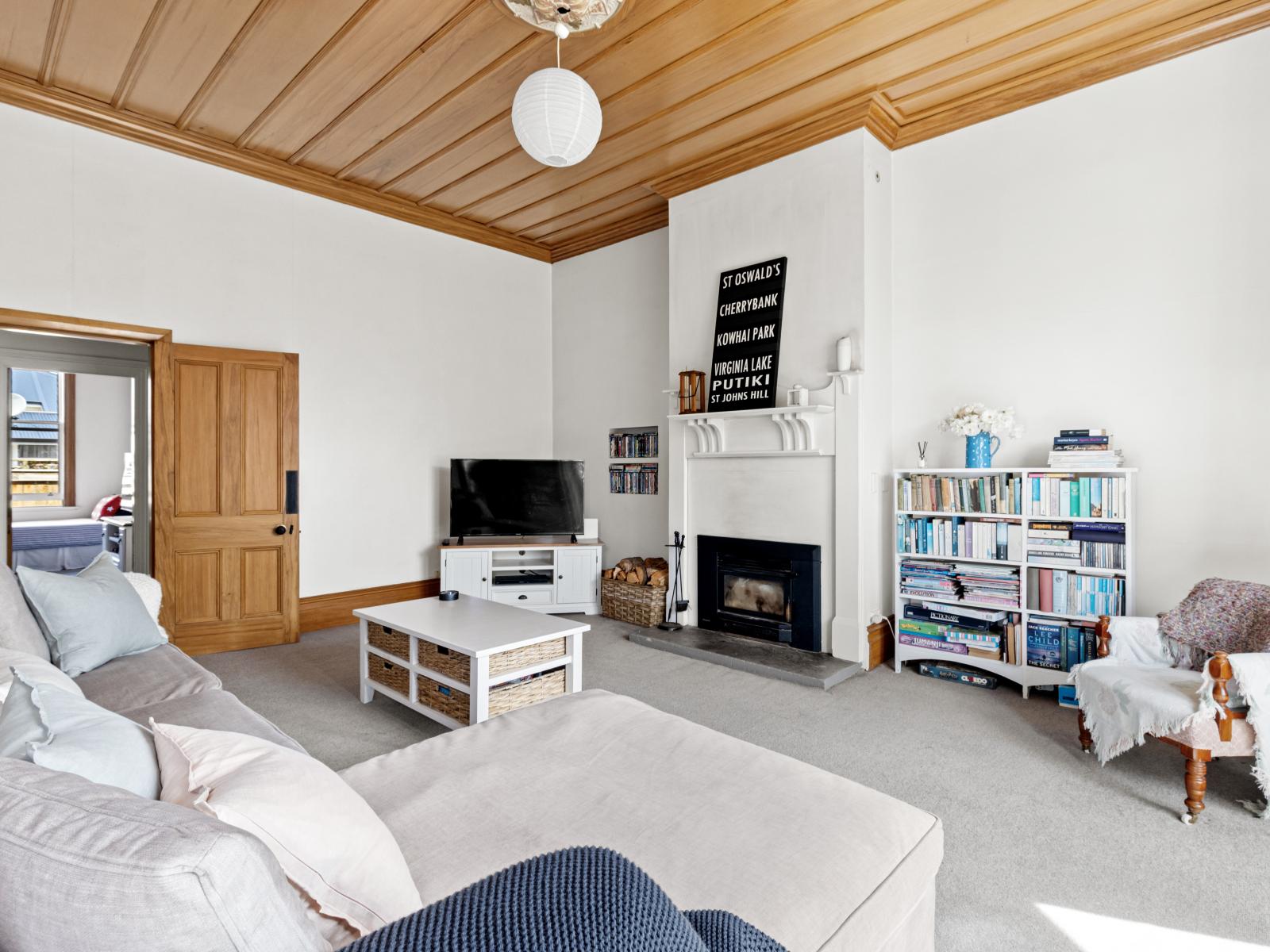 11B Peakes Road, St Johns Hill