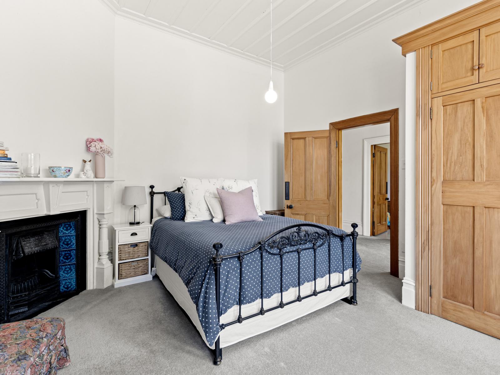 11B Peakes Road, St Johns Hill