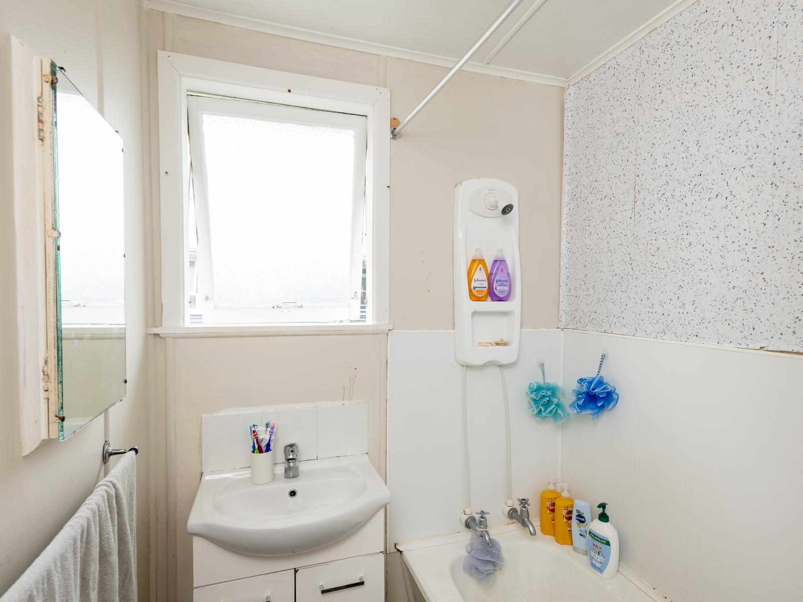 5 Cavendish Crescent, Outer Kaiti