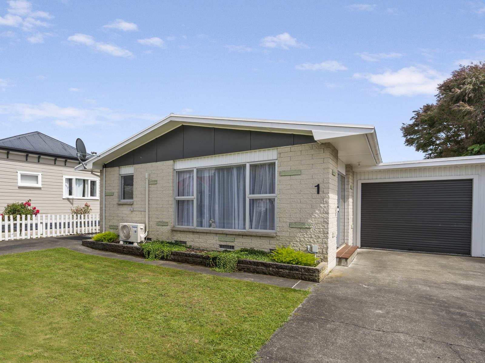 1/204 Grays Road, St Leonards