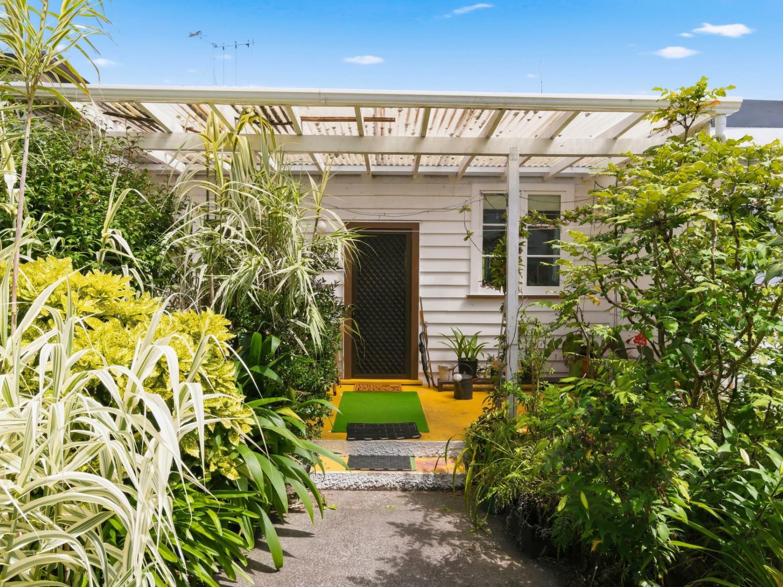 75 Liverpool Street, Levin