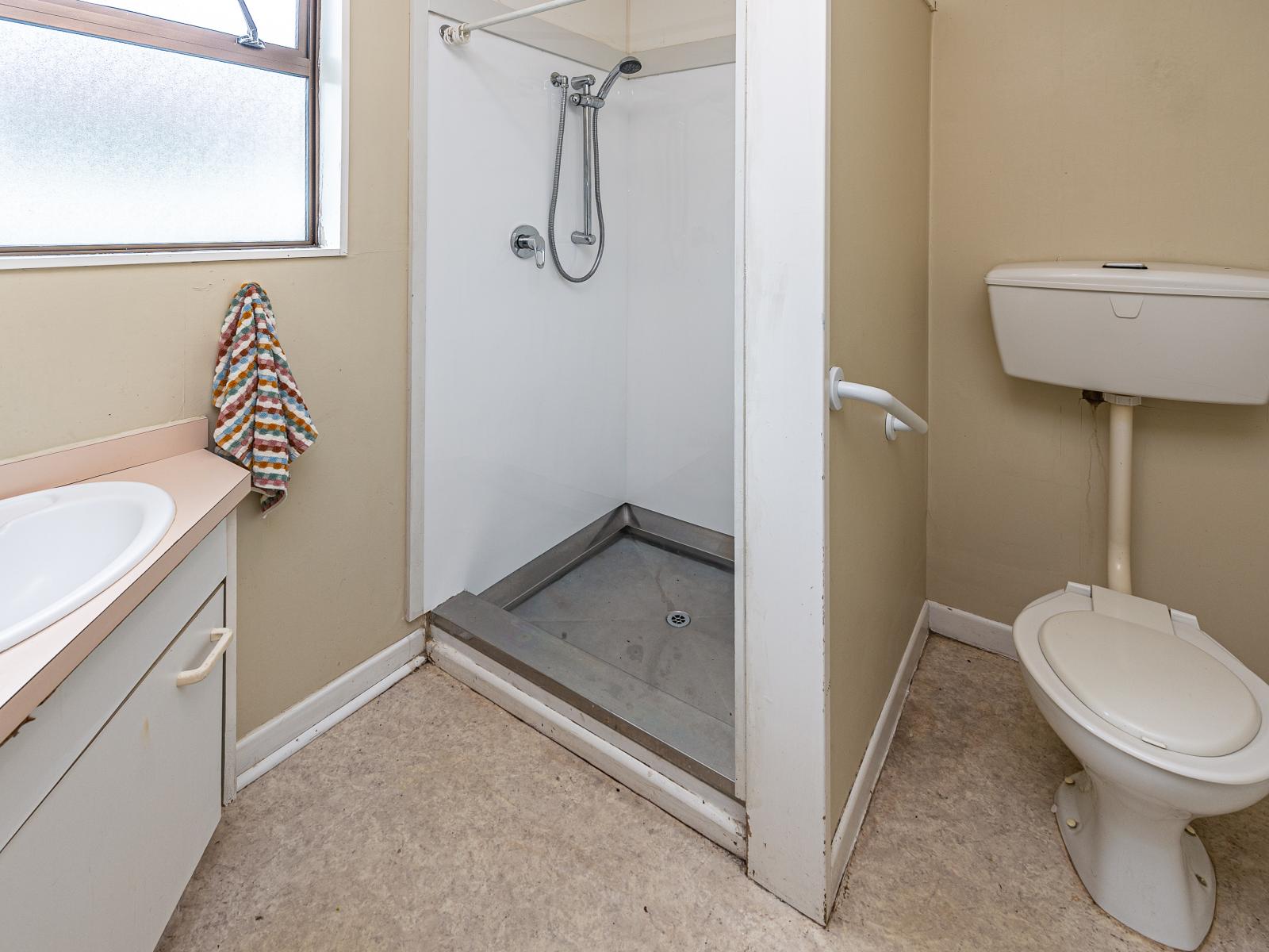 12B Cornwall Road, Springvale