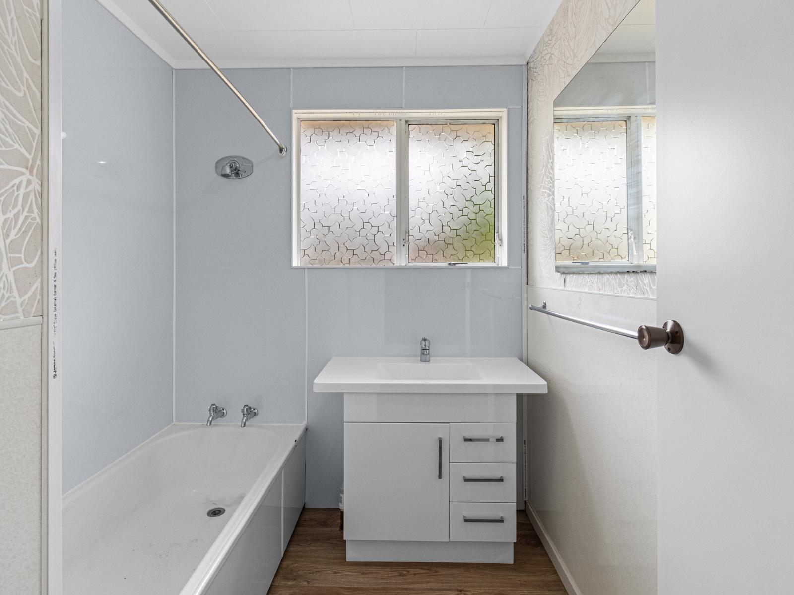 162 Omata Road, Blagdon