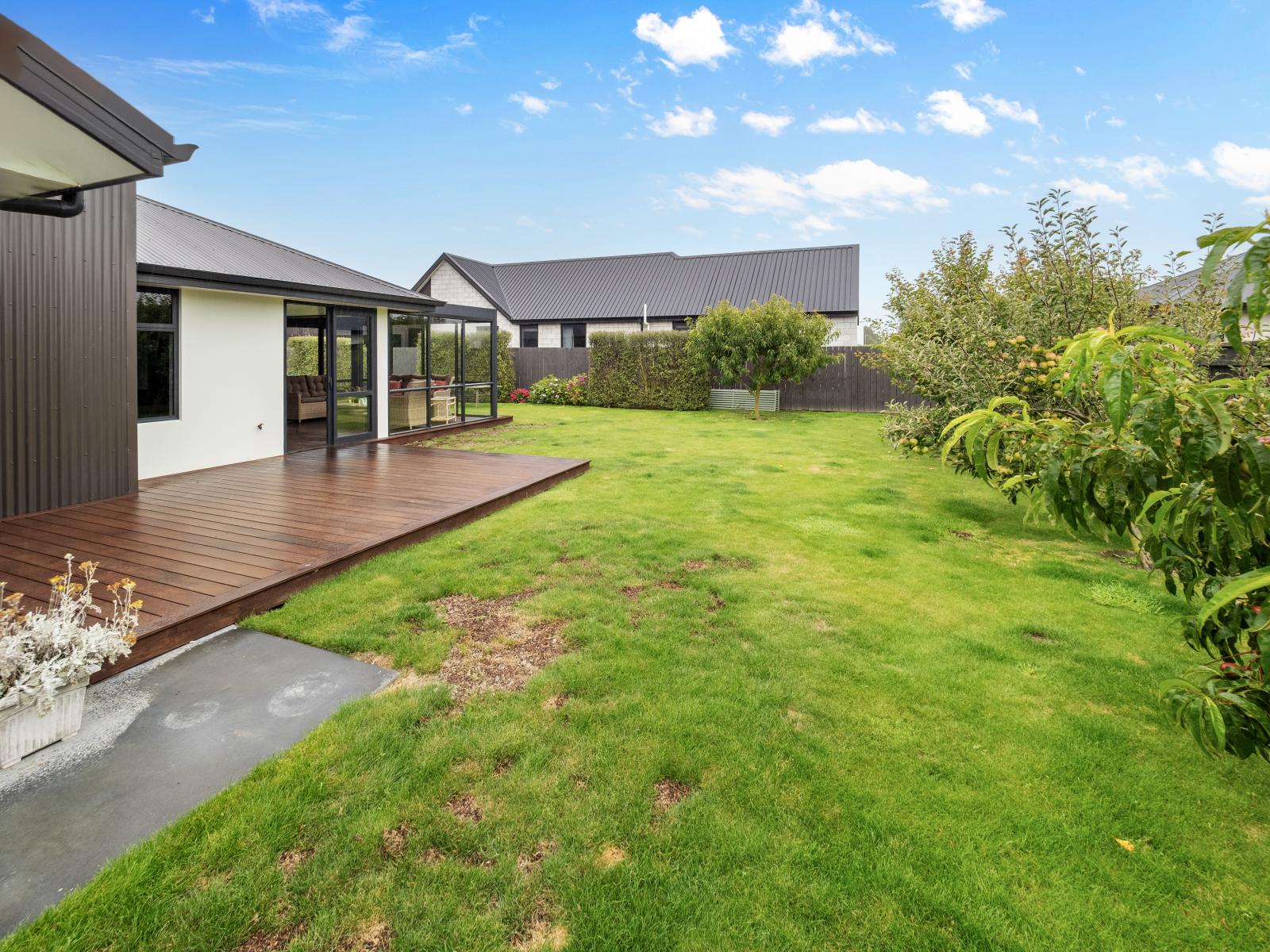 15 Douglas Drive, Allenton