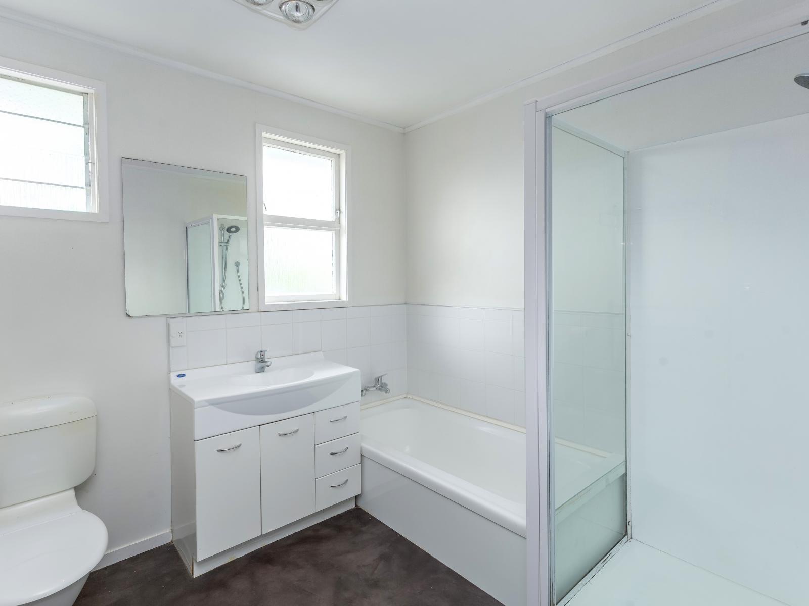 9 Hardie Grove, Featherston