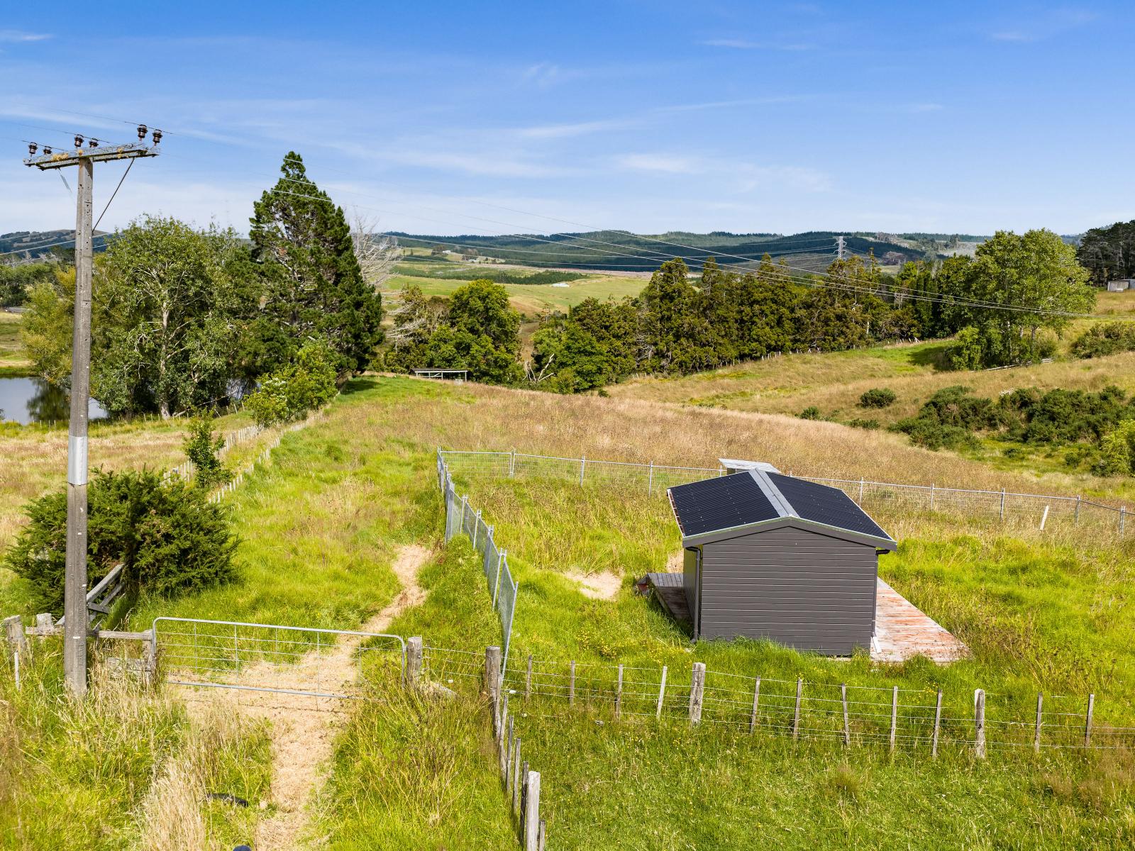 20 Ross Road, Topuni