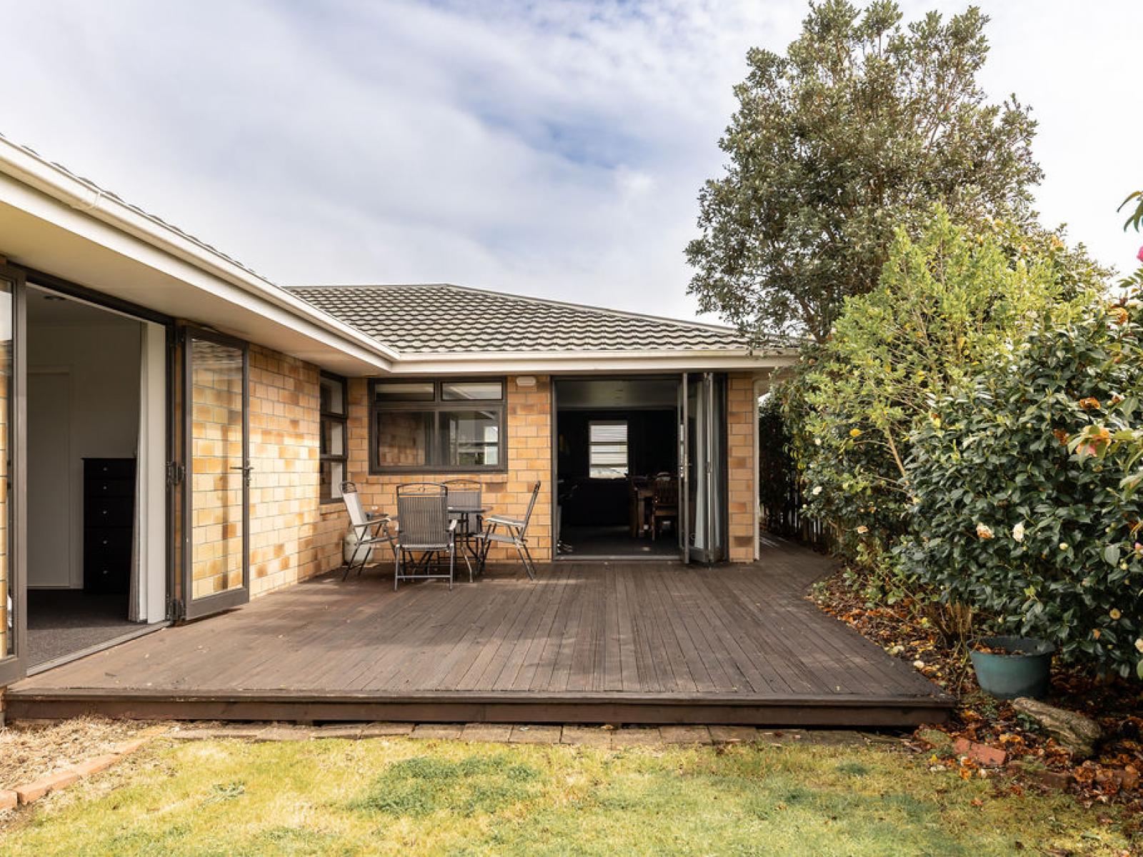 103 Peel Street, Westport