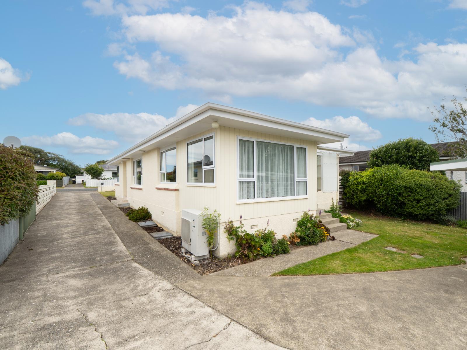 48 Helmsdale Street, Waverley