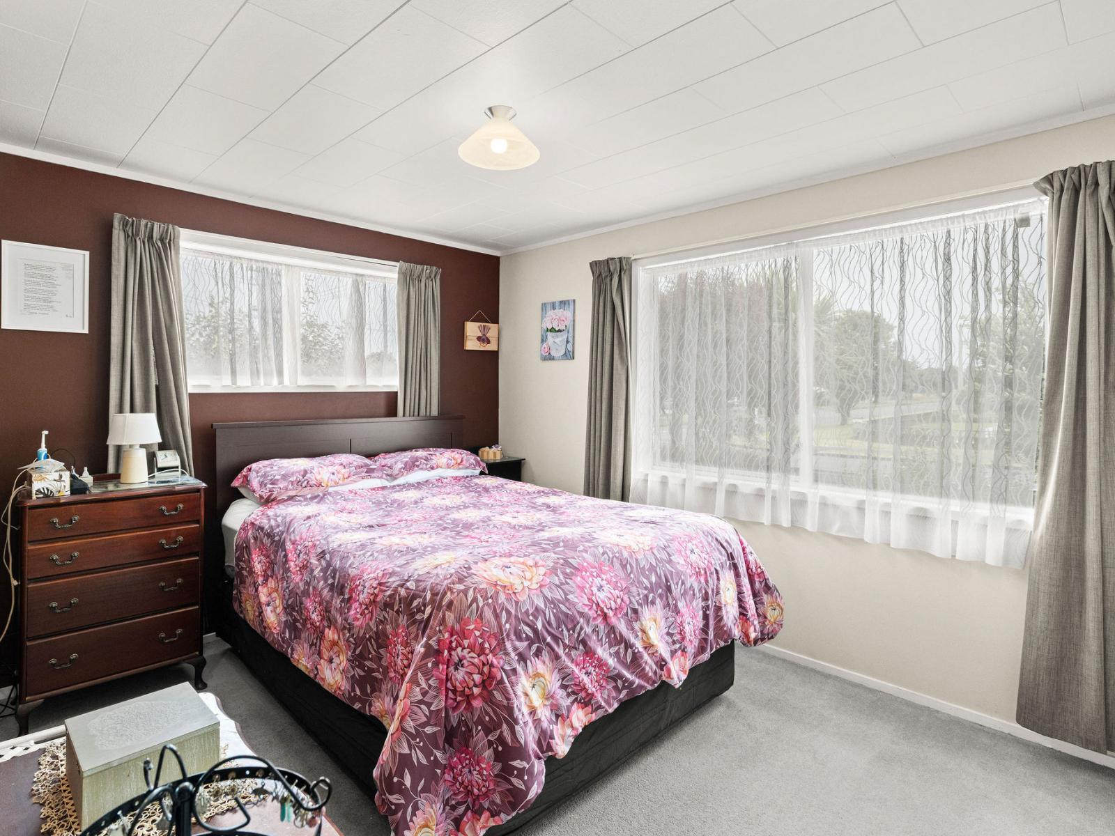 24 Hood Street, Castlecliff