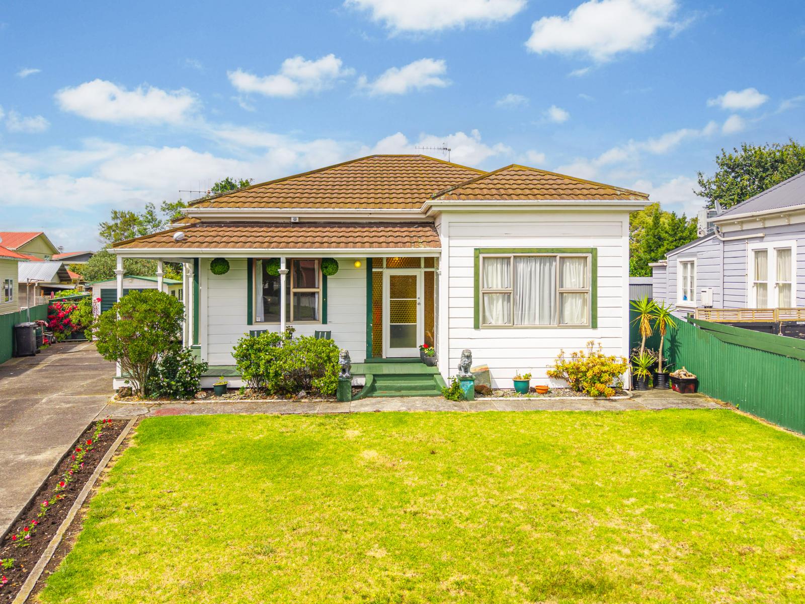 25 Smithfield Road, Tawhero