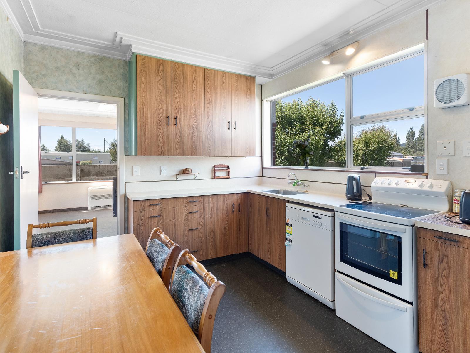 16 Oakland Street, Mataura