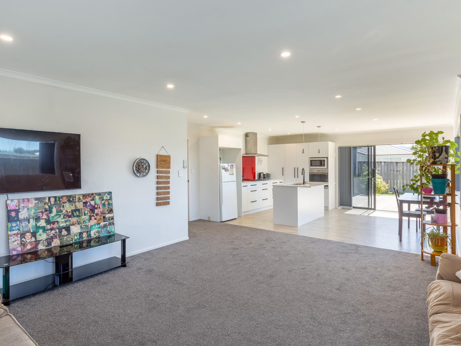 4 Devon Lane, Carterton