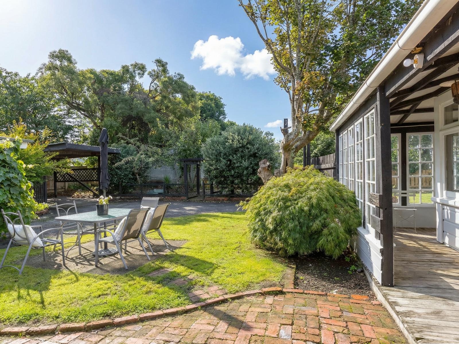 12 Wallace Street, Featherston