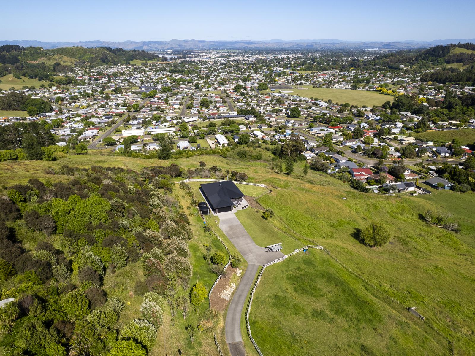 153 Wheatstone Road, Wainui