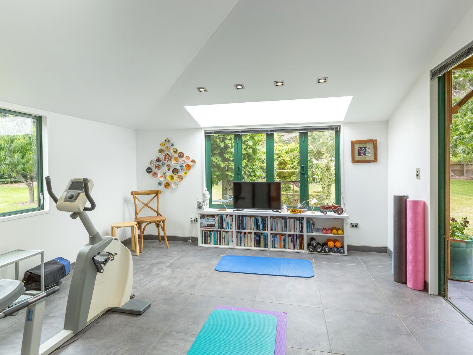 42 Kuratawhiti Street, Greytown