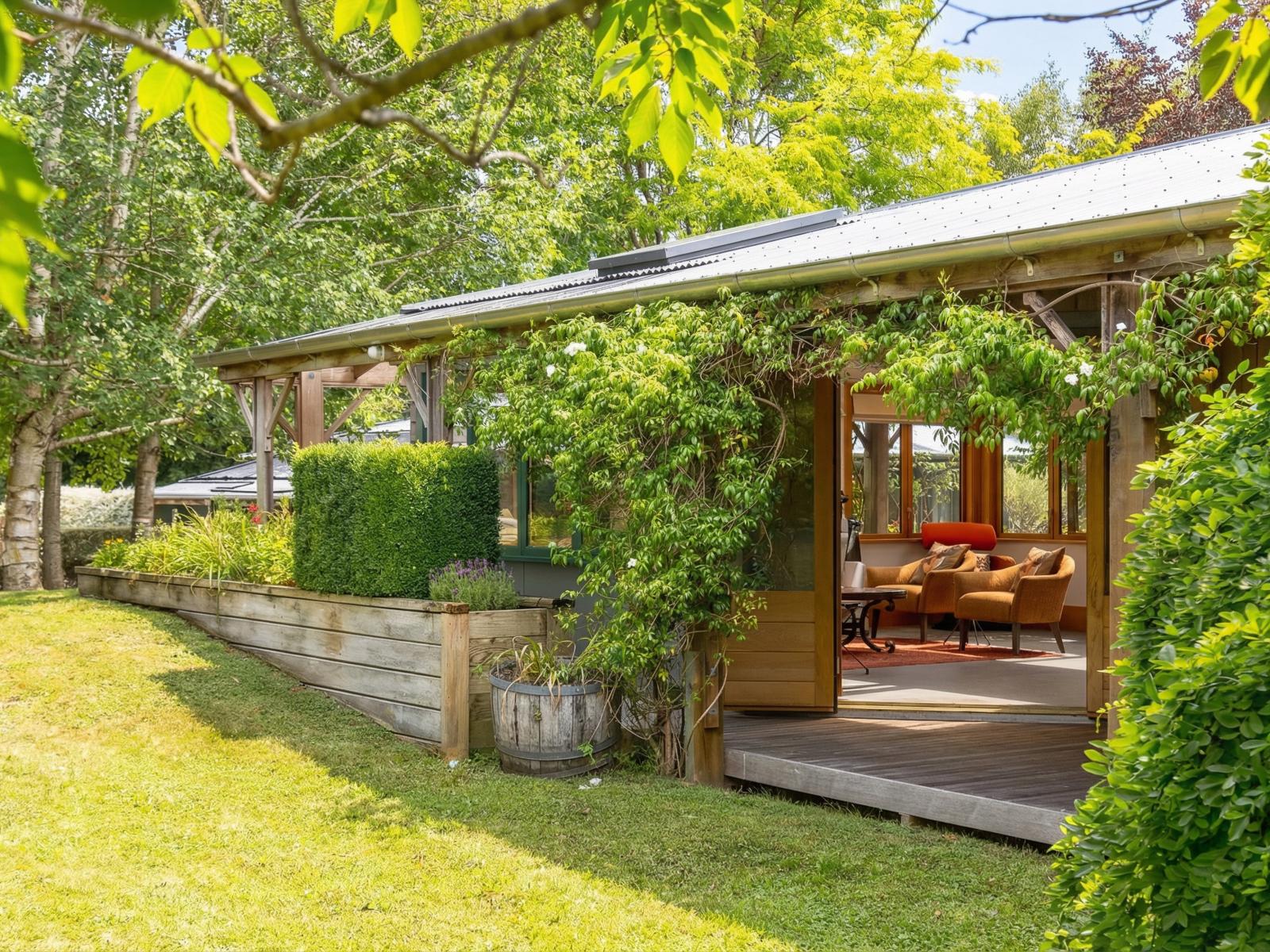 42 Kuratawhiti Street, Greytown