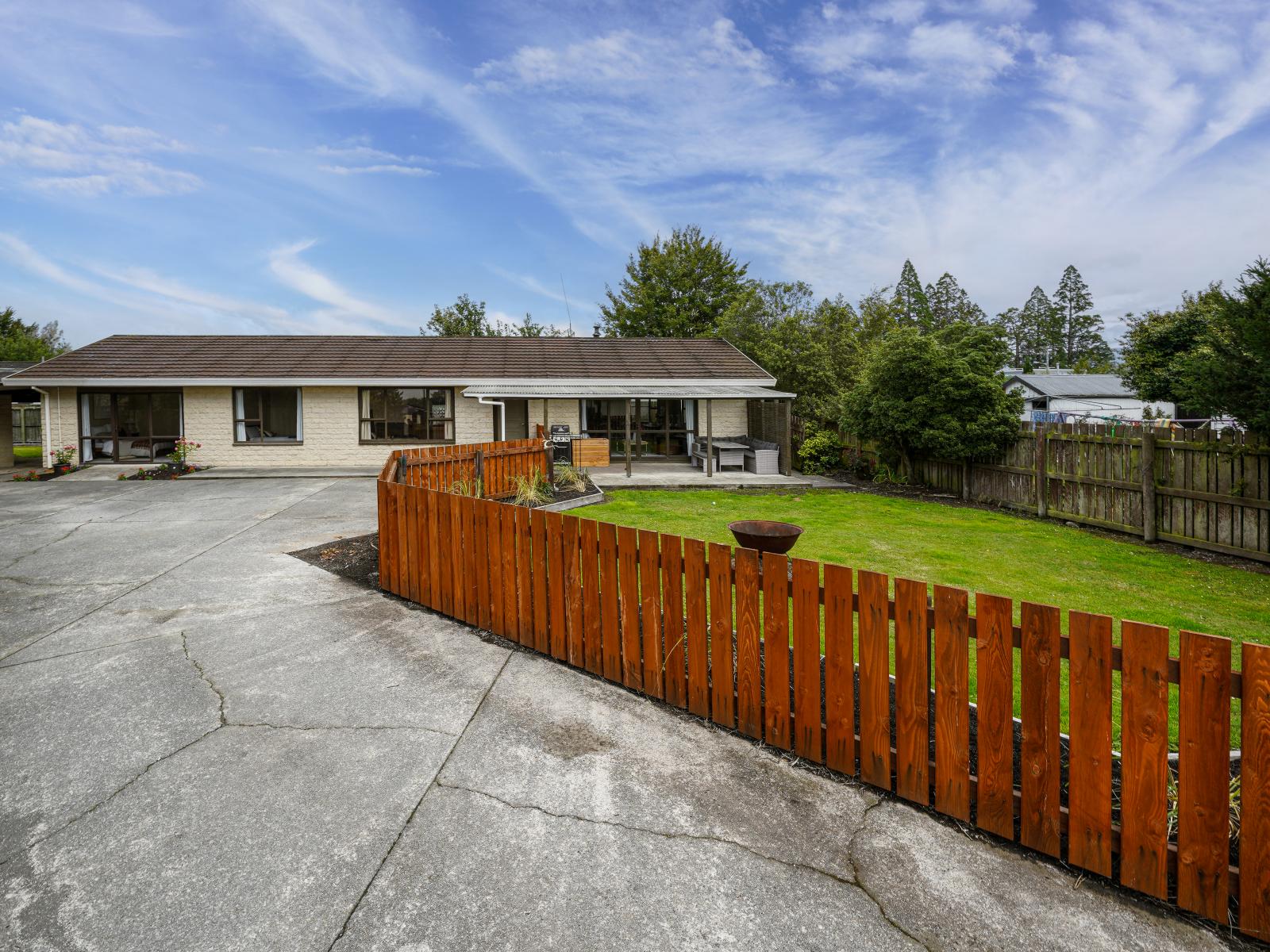 6 Redwood Place, Oxford