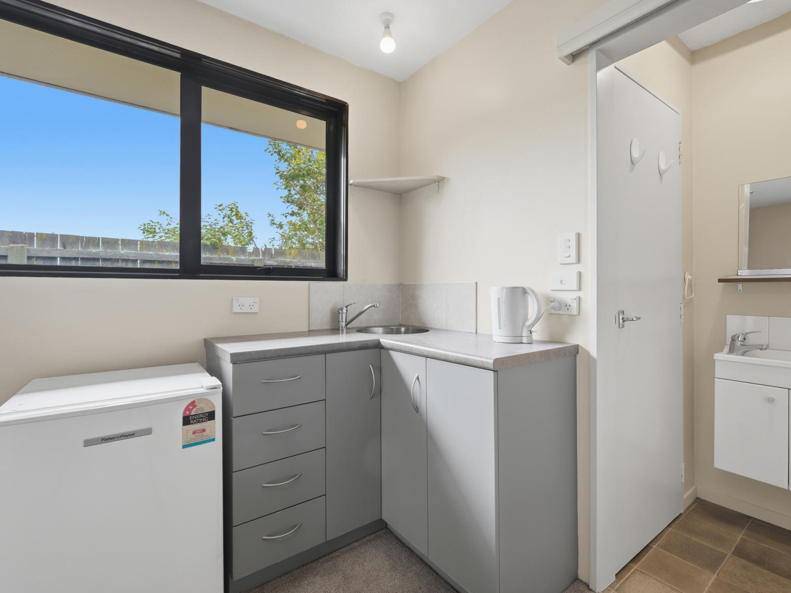 6 Redwood Place, Oxford