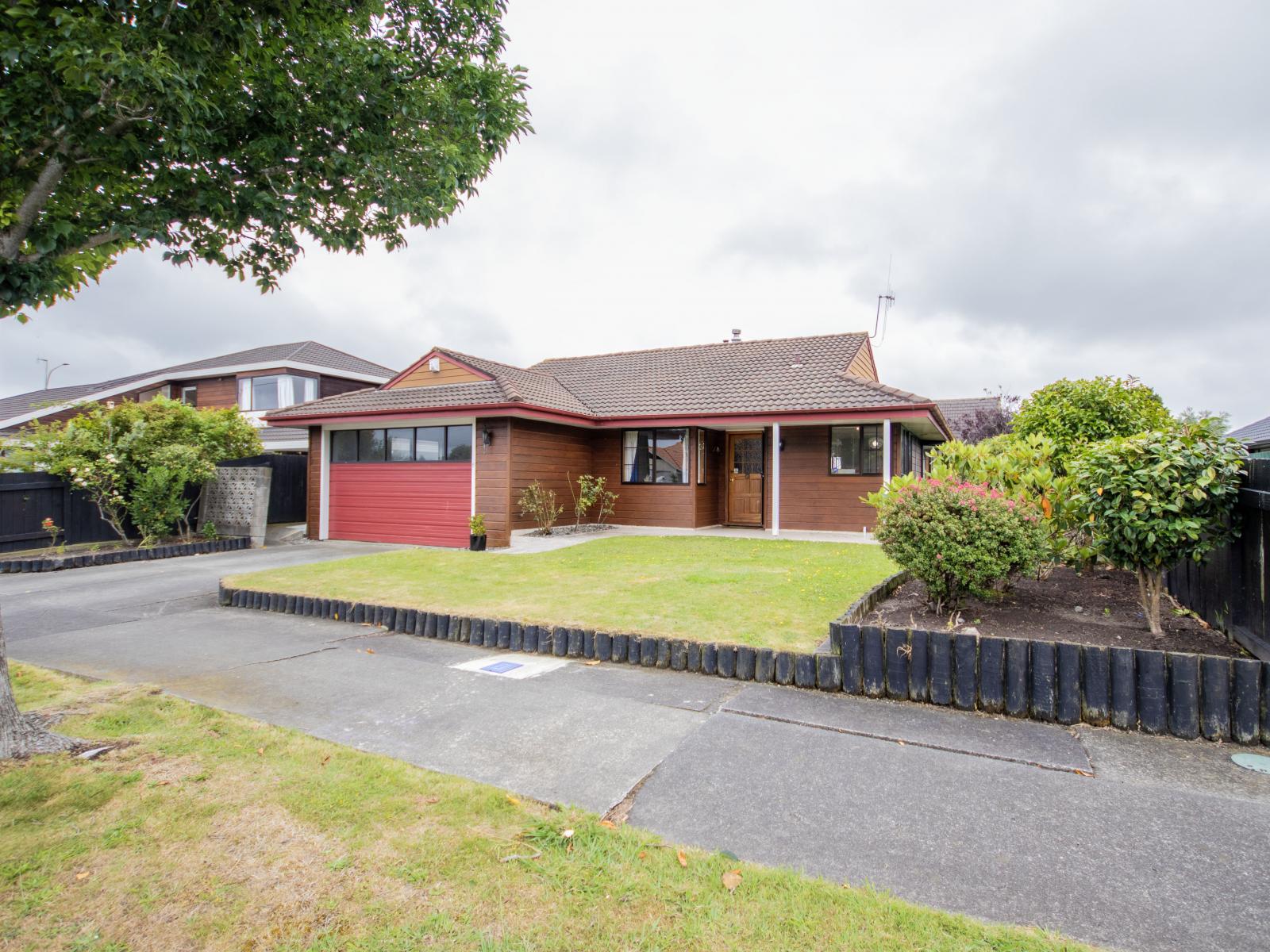 5 Airport Drive, Milson