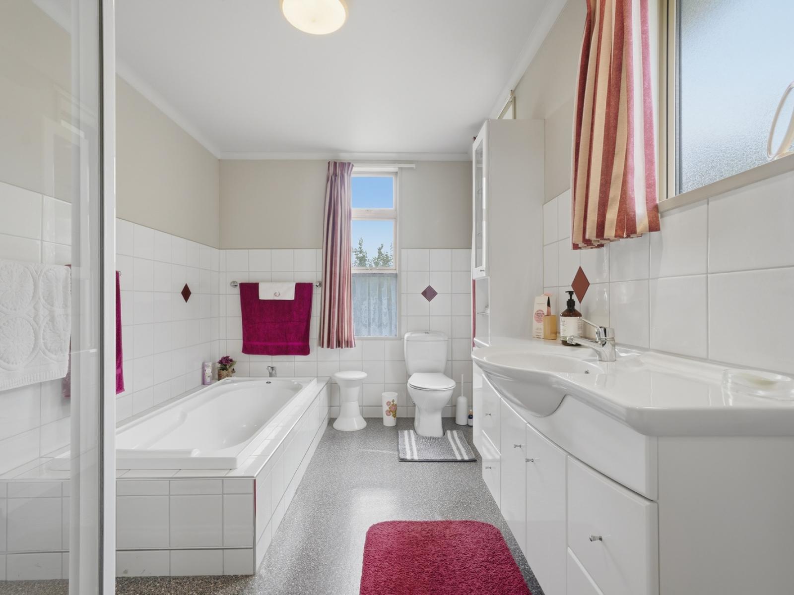 284 Racecourse Road, Amberley