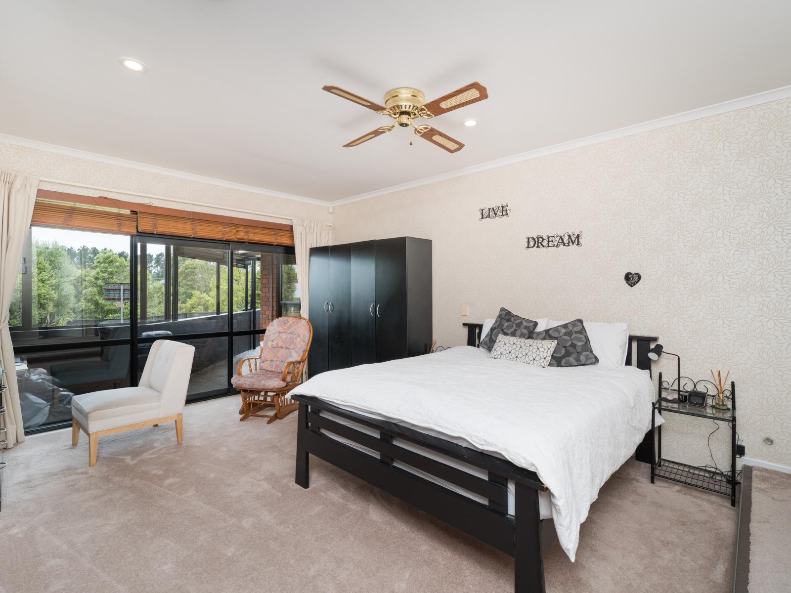 54 Cashmere Drive, Fitzherbert