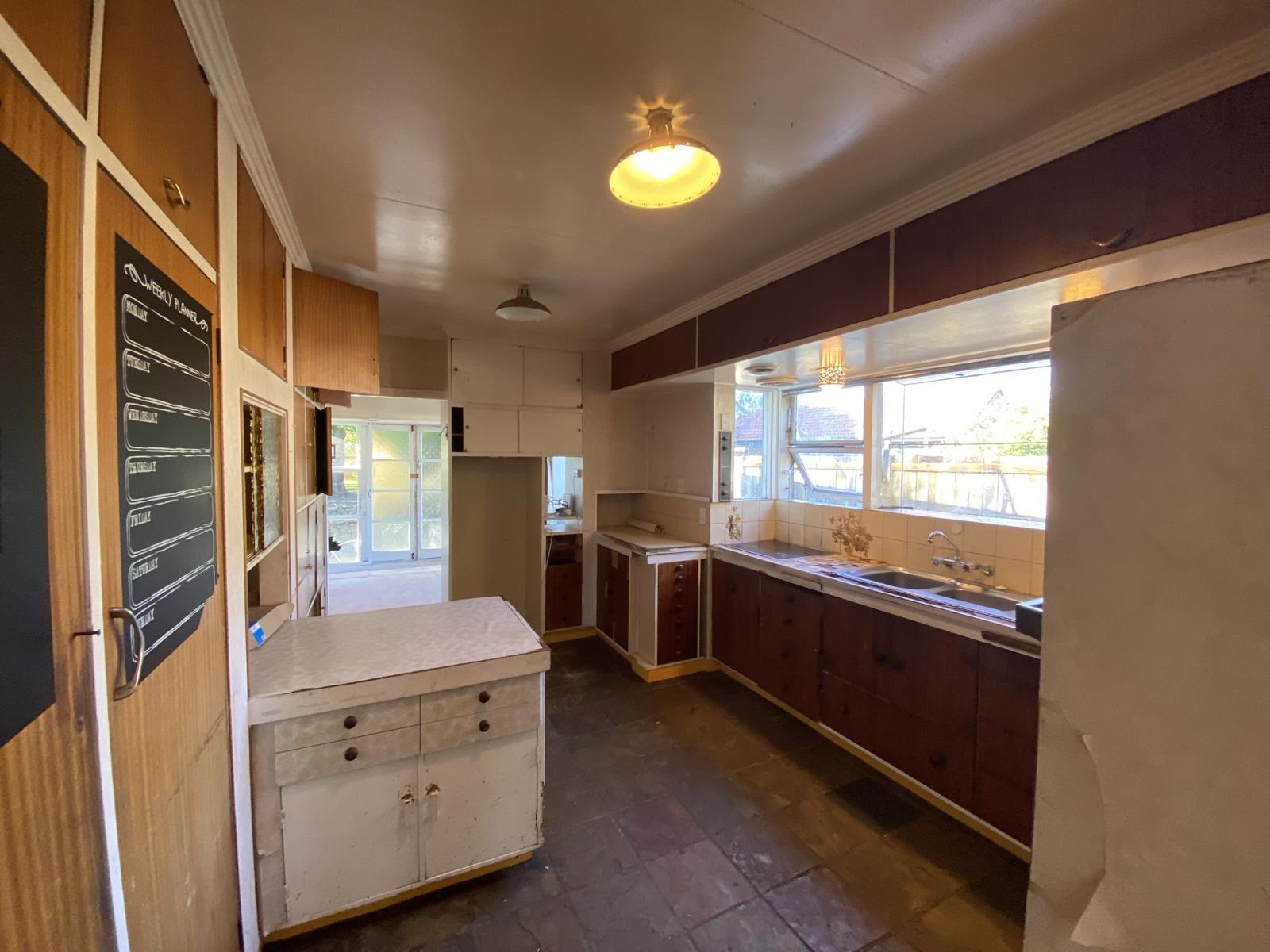 115 Ferguson Street, West End