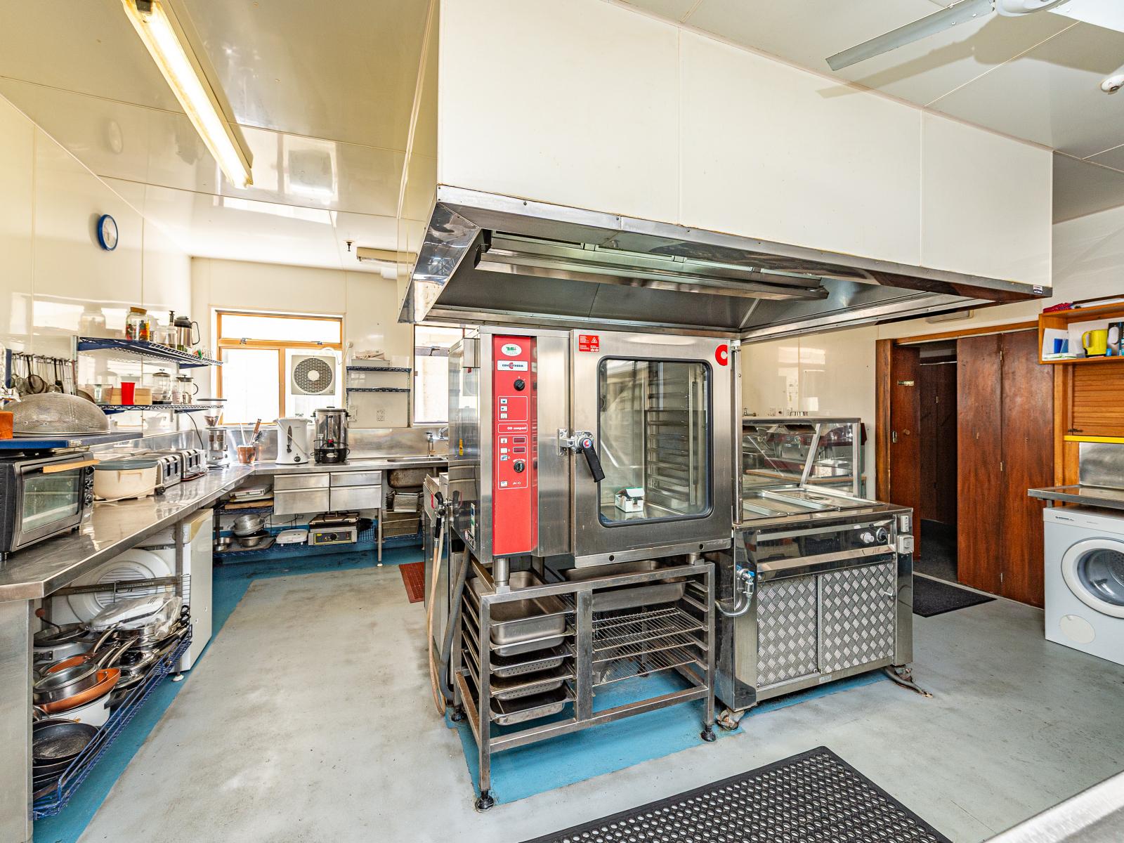 1 Mt View Road, Bastia Hill