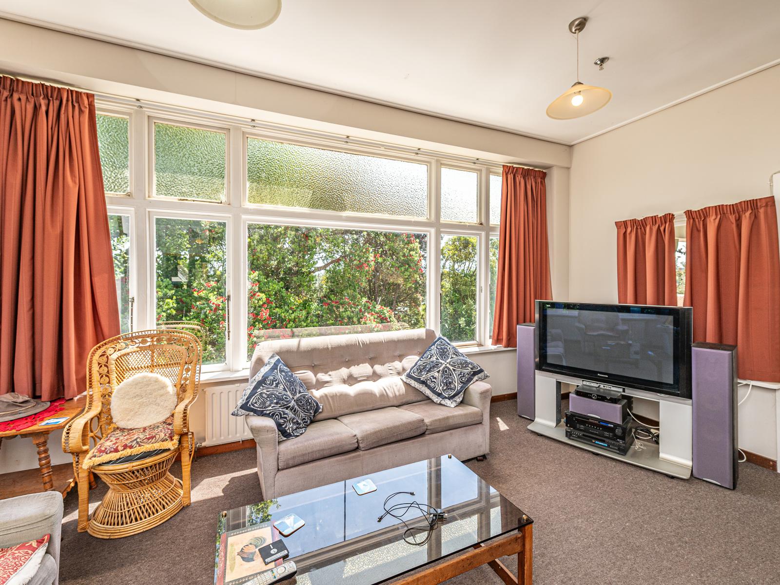 1 Mt View Road, Bastia Hill