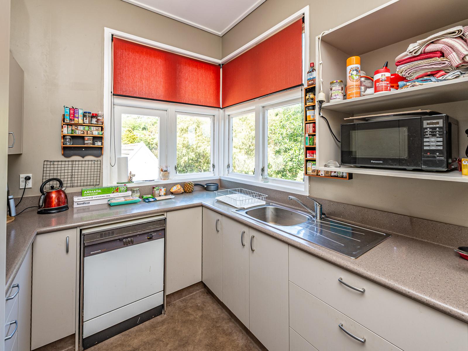 1 Mt View Road, Bastia Hill