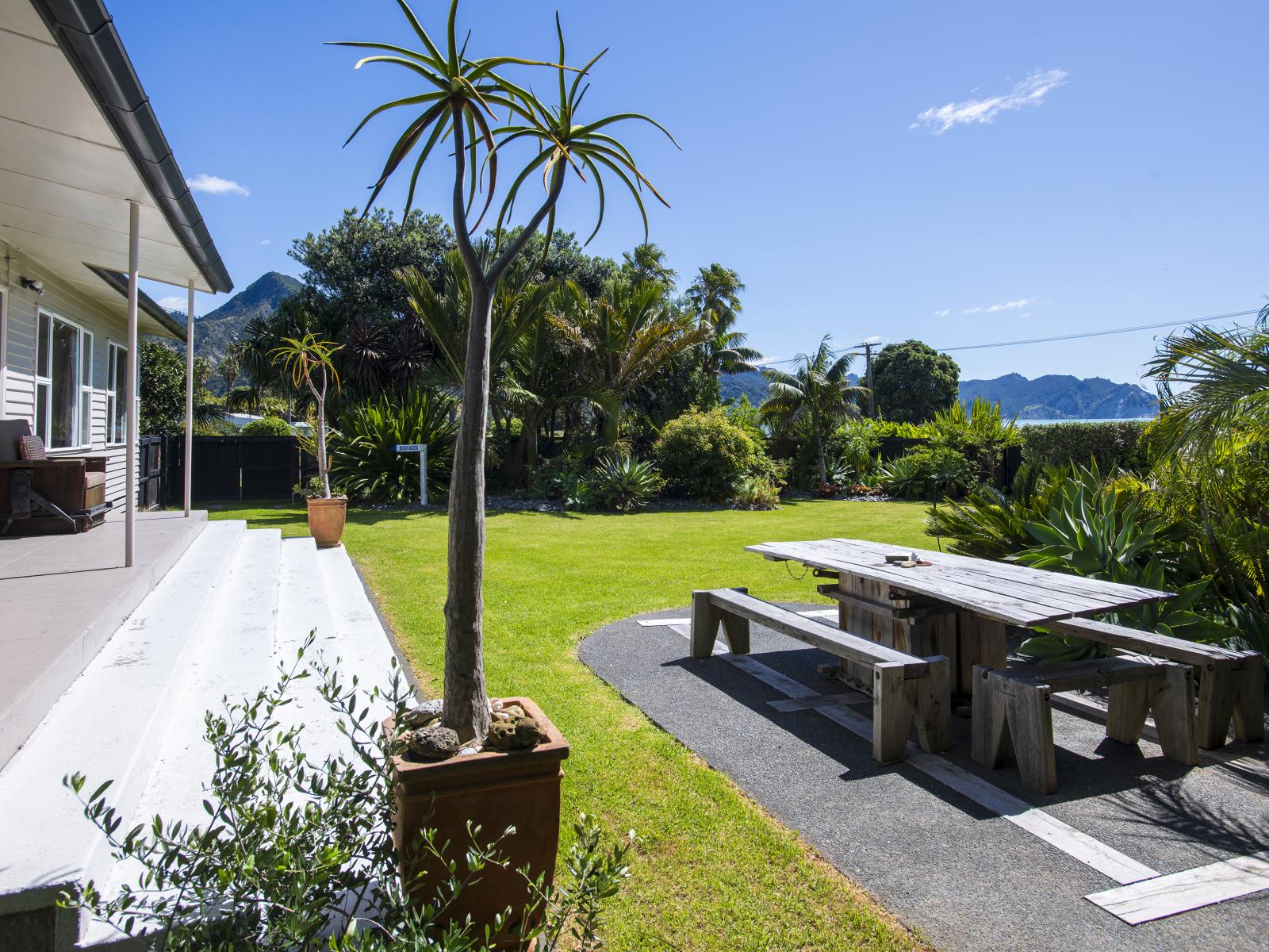 6 Mere Street, Tokomaru Bay