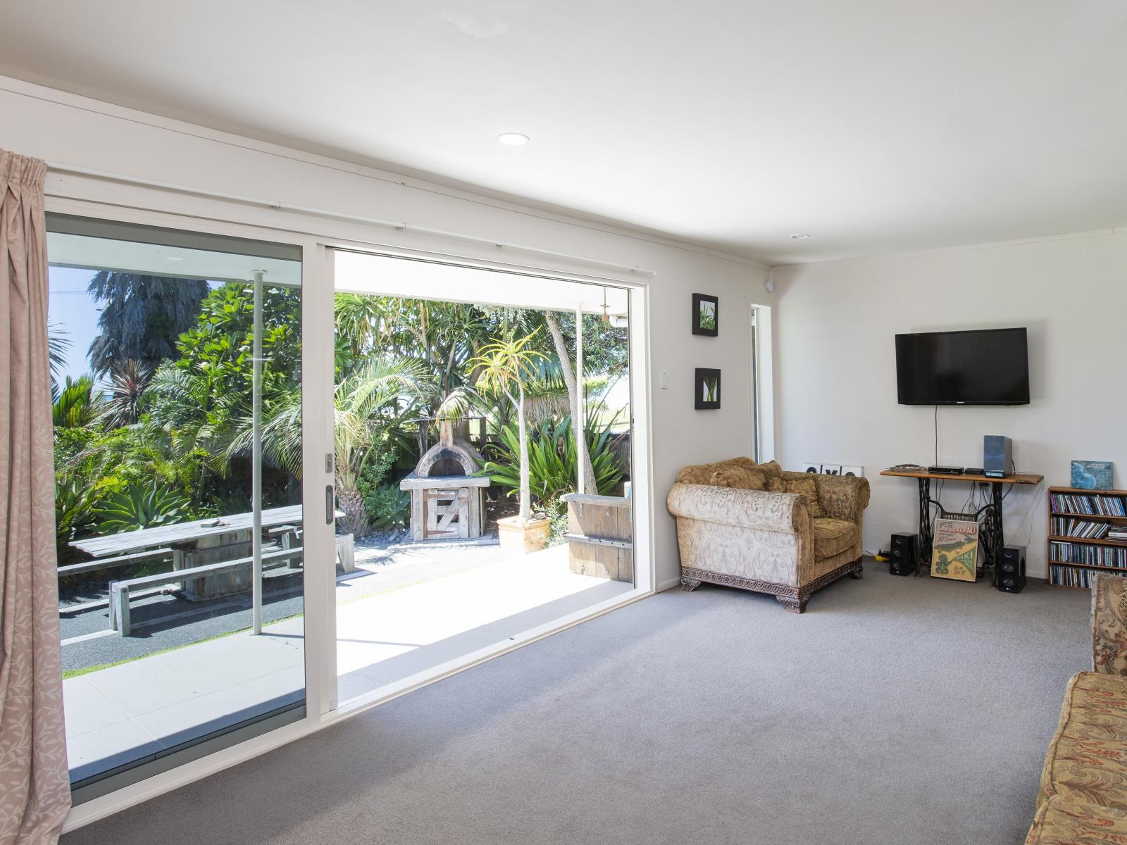 6 Mere Street, Tokomaru Bay