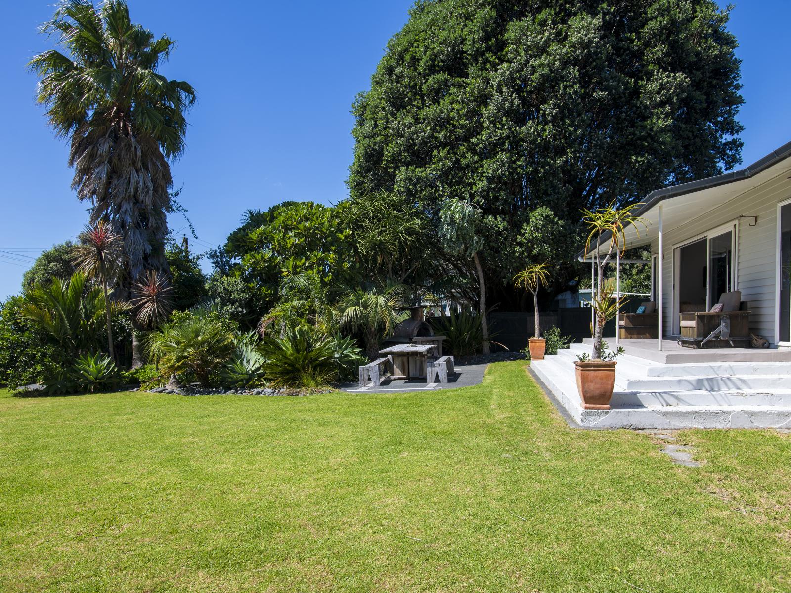 6 Mere Street, Tokomaru Bay