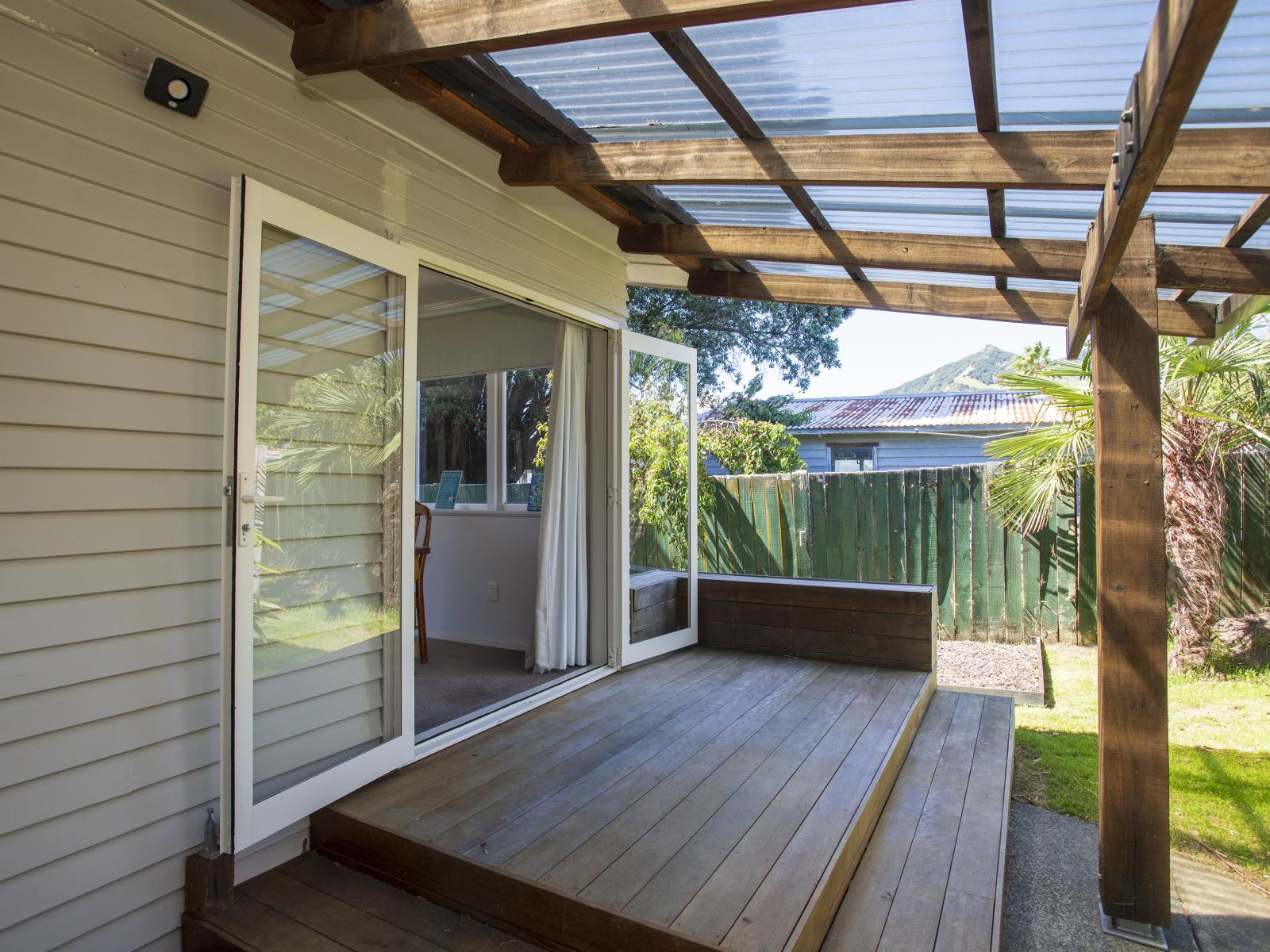 6 Mere Street, Tokomaru Bay