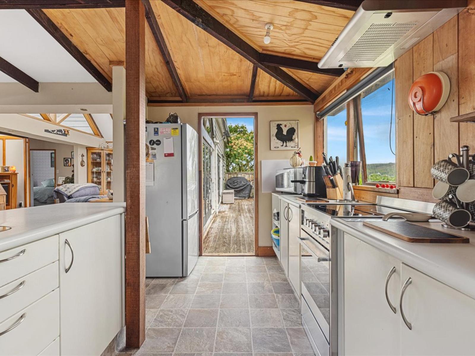 280 Kaitaringa Road, Aria